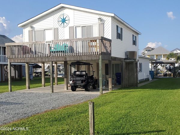 6018 6th Street , Surf City, NC 28445