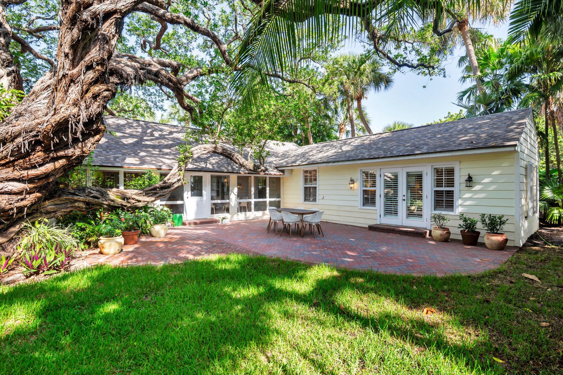 1161 N Ocean Way, Palm Beach, FL 33480 Photo