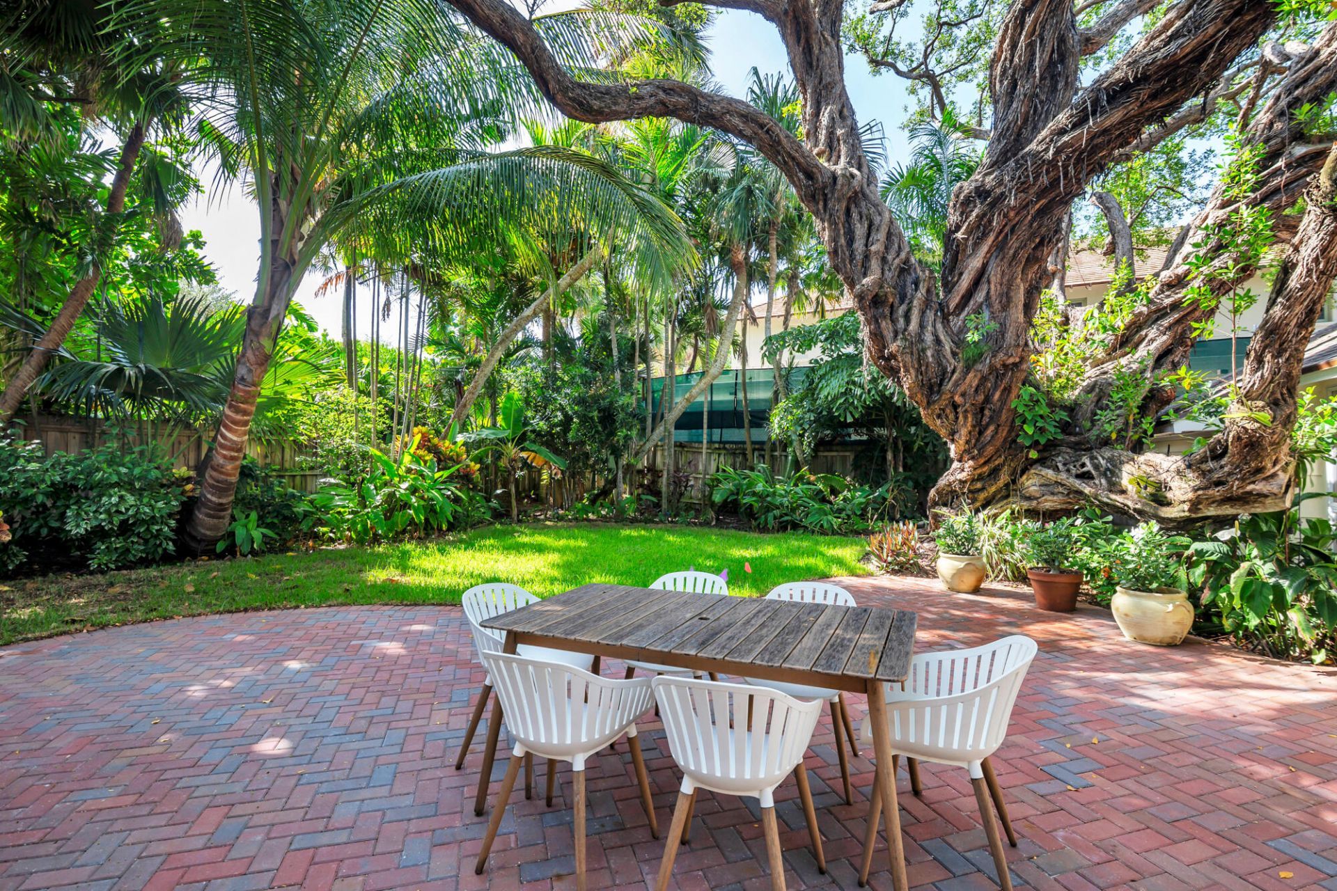 1161 N Ocean Way, Palm Beach, FL 33480 Photo