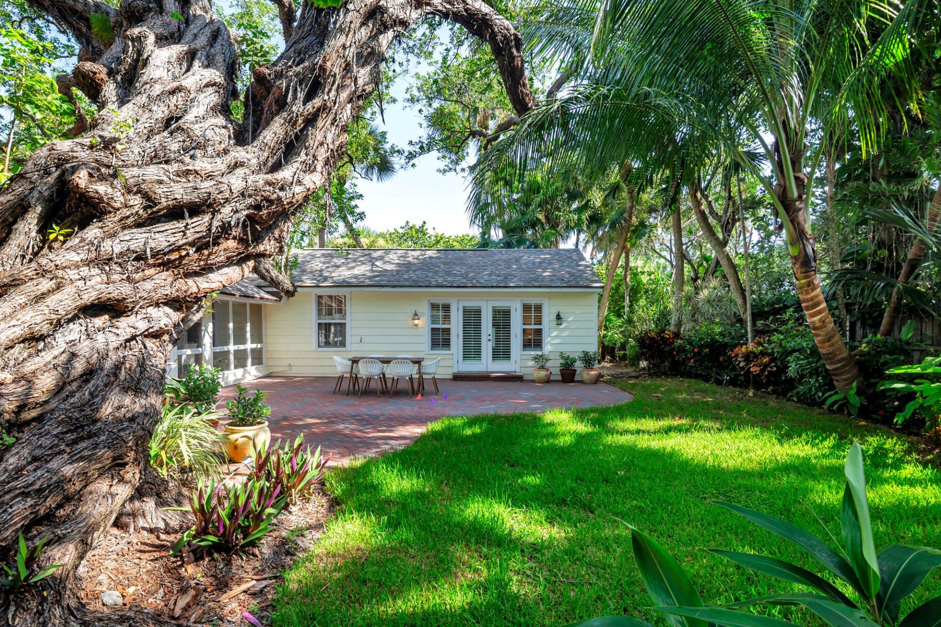 1161 N Ocean Way, Palm Beach, FL 33480 Photo