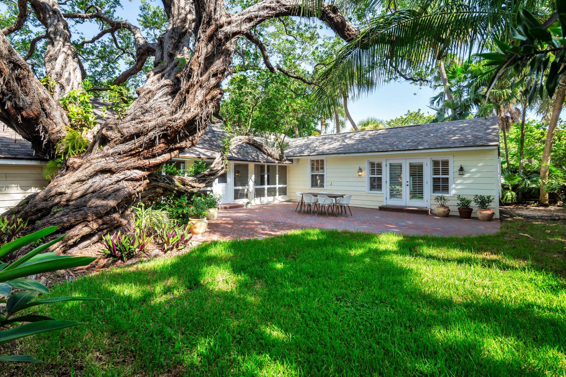1161 N Ocean Way, Palm Beach, FL 33480 Photo