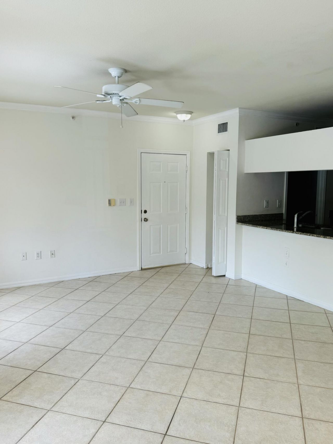 6394 Emerald Dunes Drive, Unit 202, West Palm Beach, FL 33411 Photo