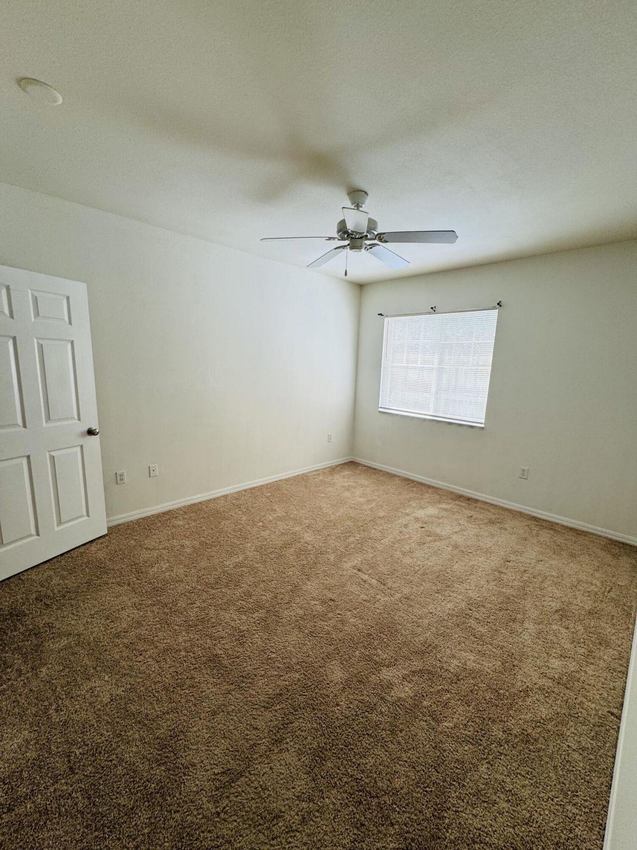 6394 Emerald Dunes Drive, Unit 202, West Palm Beach, FL 33411 Photo