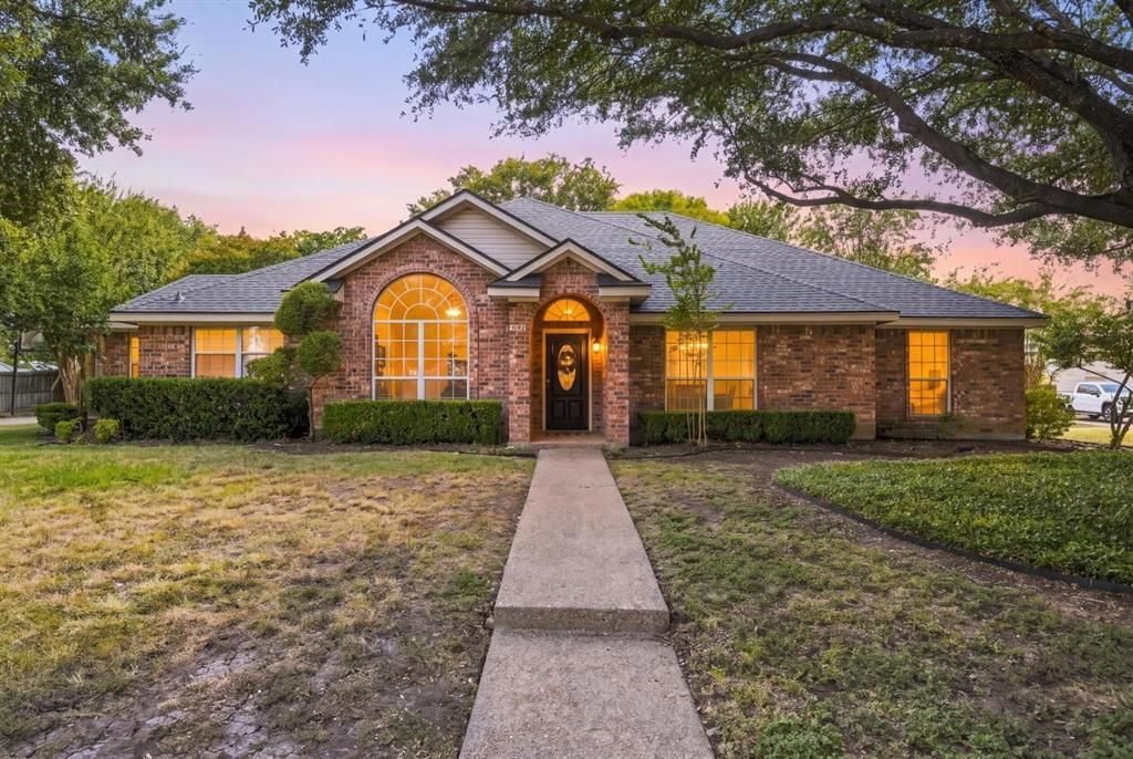 512 Meadowland Drive, Waco, TX 76657 Main Photo