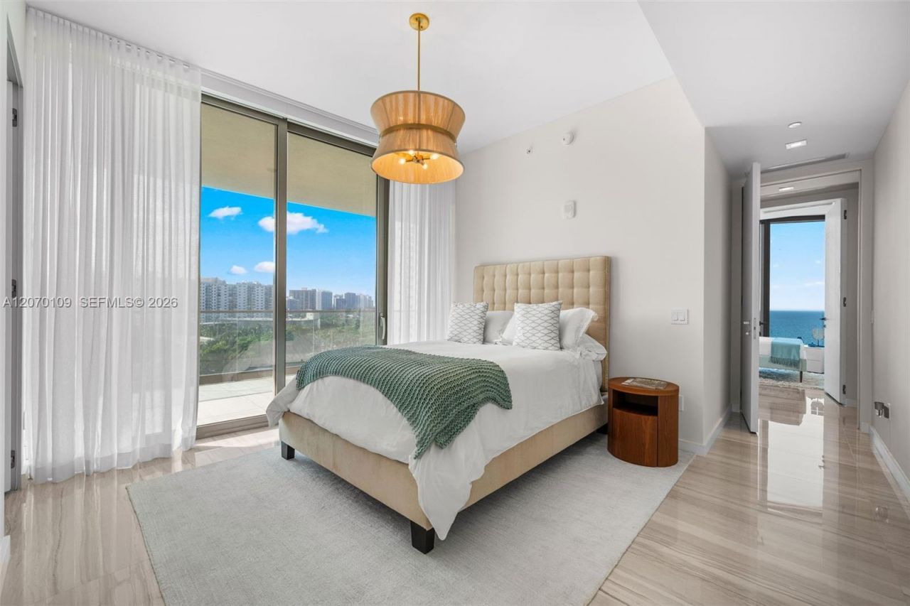 18975 Collins Ave , Unit 600, Sunny Isles Beach, FL 33160 Photo