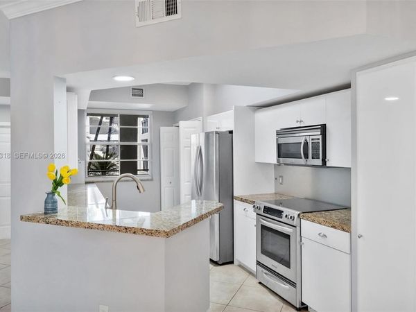 3215 NE 184th St , Unit 14208, Aventura, FL 33160