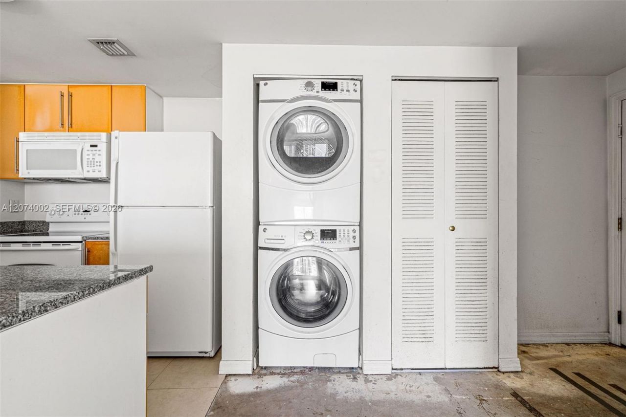 275 NE 18th St, Unit 1803, Miami, FL 33132 Photo