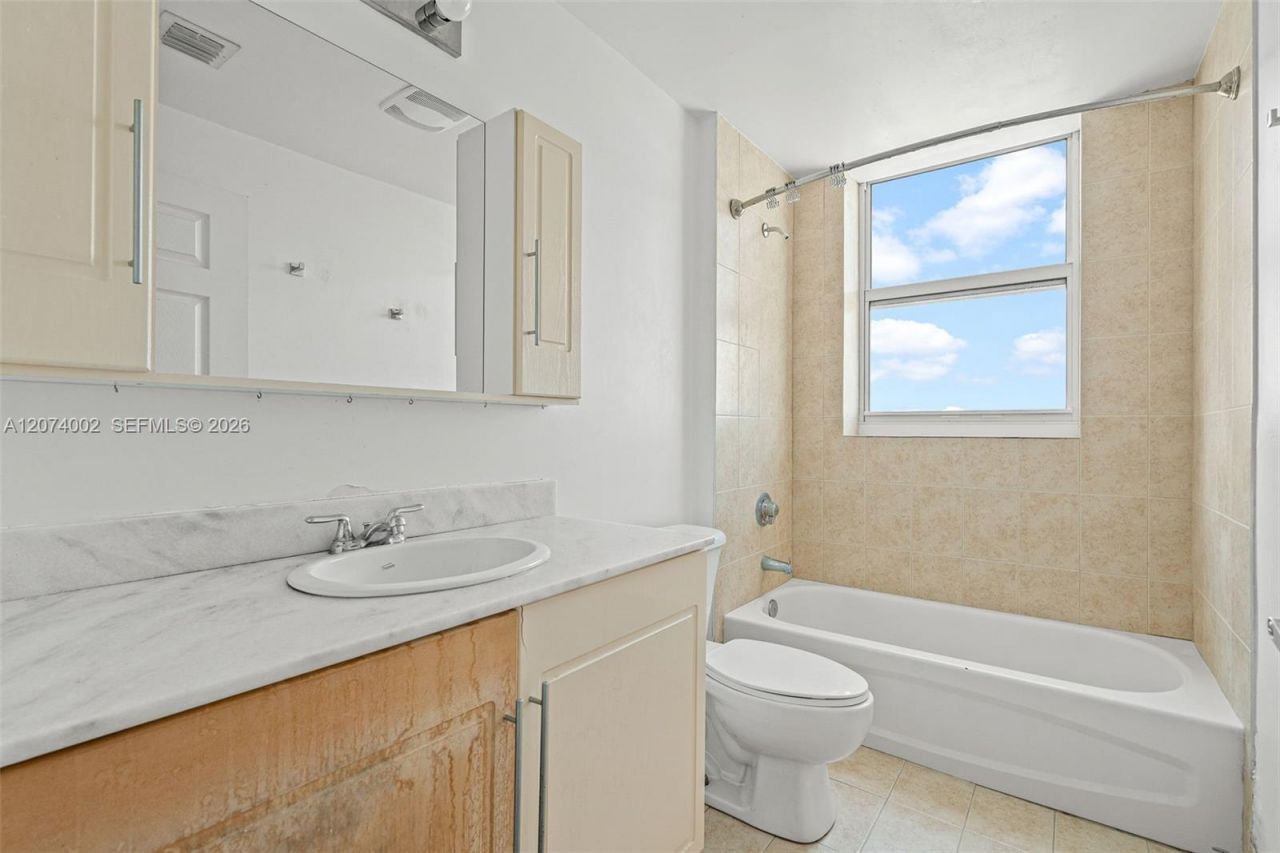 275 NE 18th St, Unit 1803, Miami, FL 33132 Photo