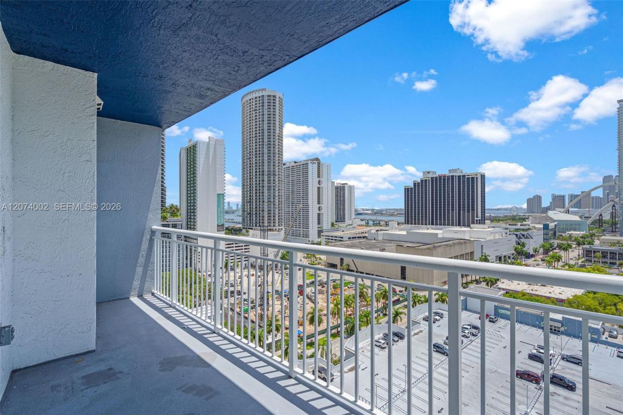 275 NE 18th St, Unit 1803, Miami, FL 33132 Photo