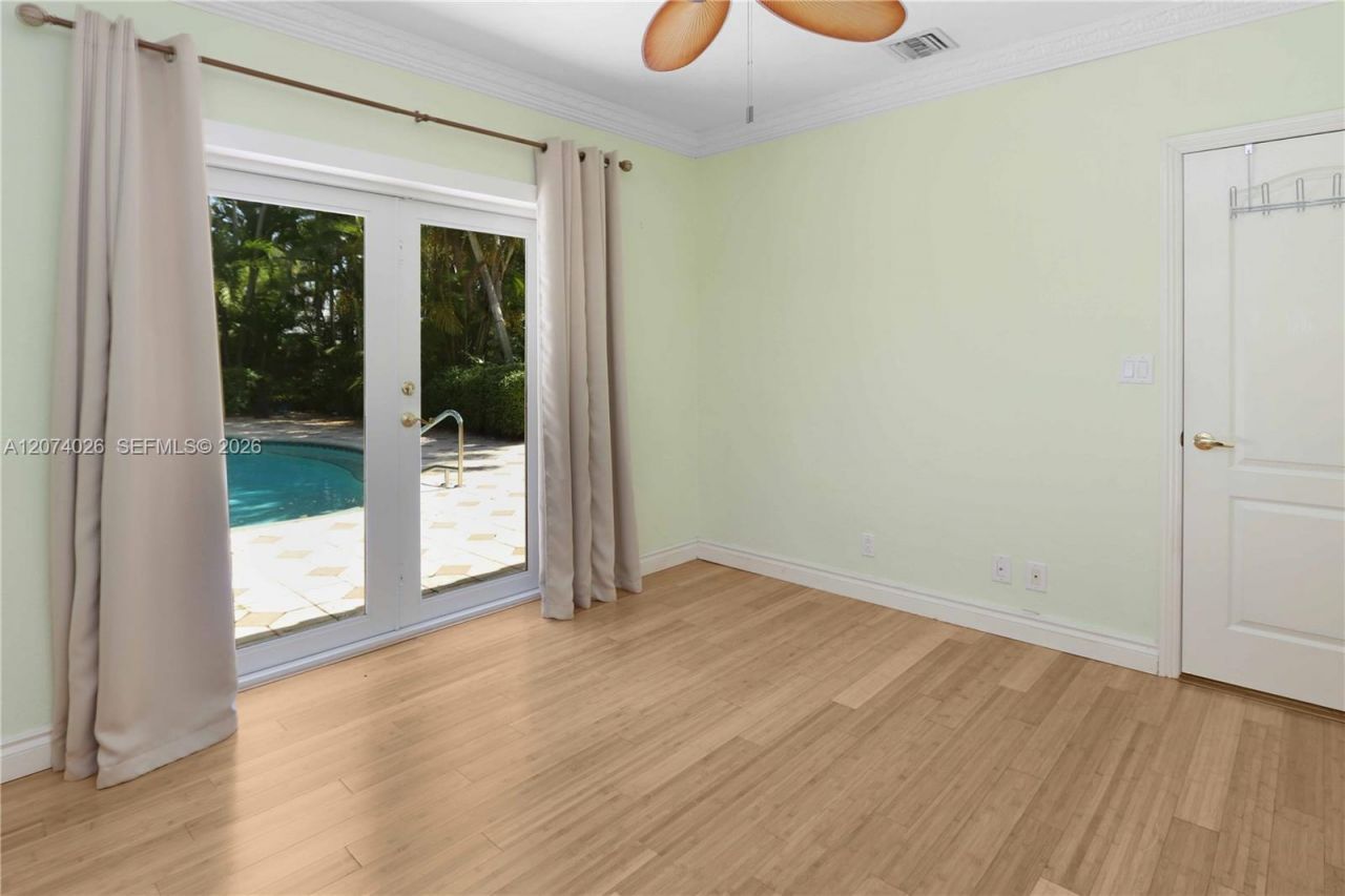 1030 Polk St , Hollywood, FL 33019 Photo