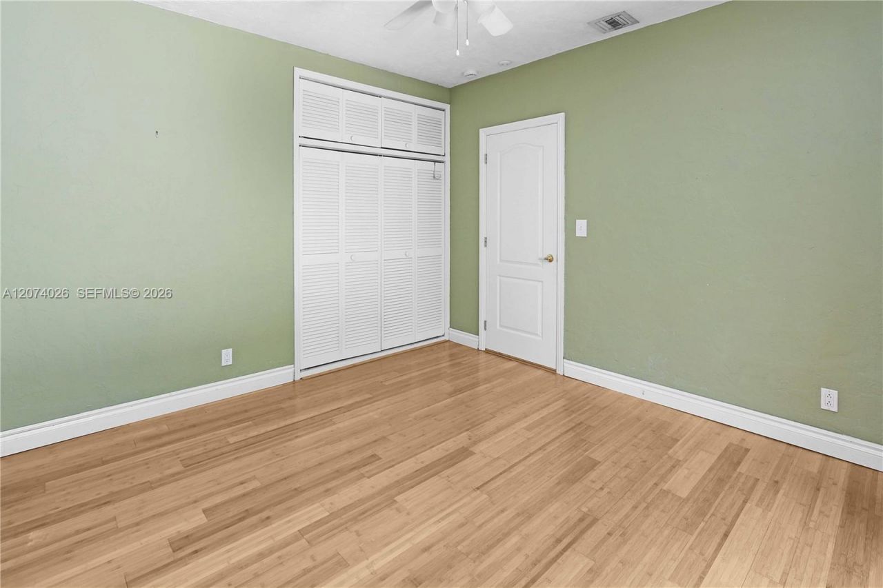 1030 Polk St , Hollywood, FL 33019 Photo