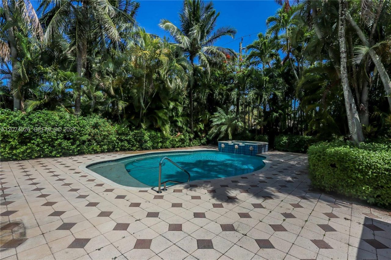 1030 Polk St , Hollywood, FL 33019 Photo
