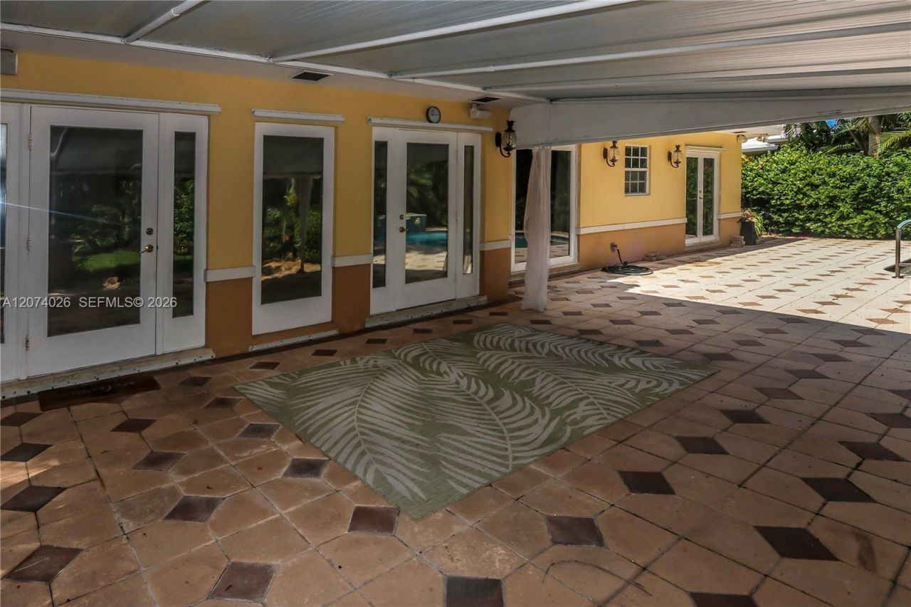 1030 Polk St , Hollywood, FL 33019 Photo
