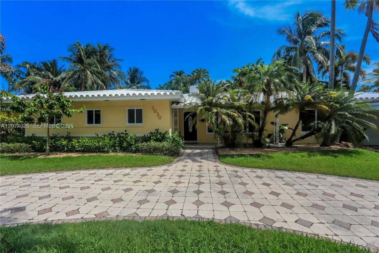 1030 Polk St , Hollywood, FL 33019 Photo