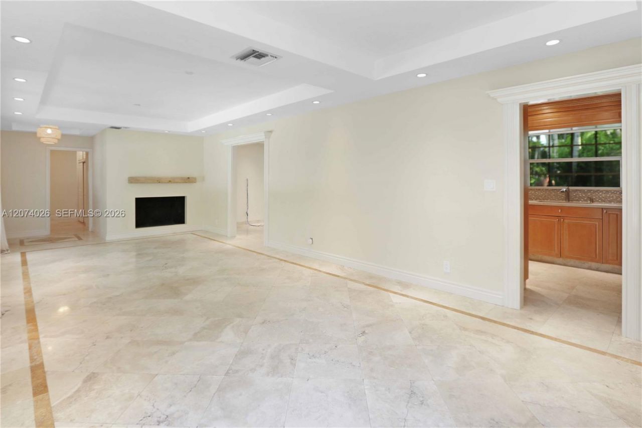 1030 Polk St , Hollywood, FL 33019 Photo