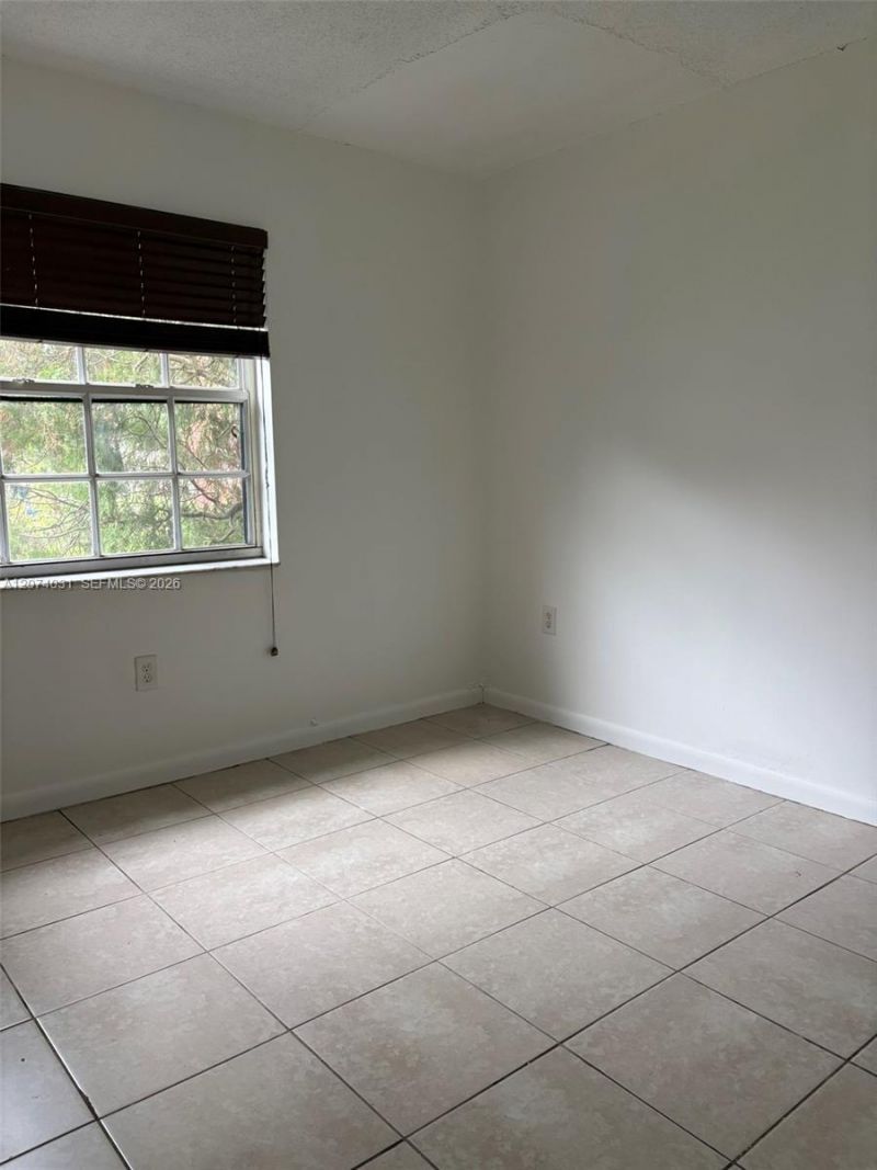 14803 NE 7th Ave , Unit #, Miami, FL 33161 Photo