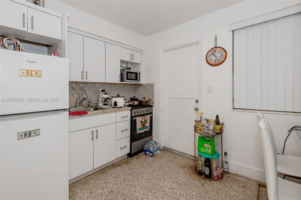 229-230 NW 48th Ct , Miami, FL 33126 Photo