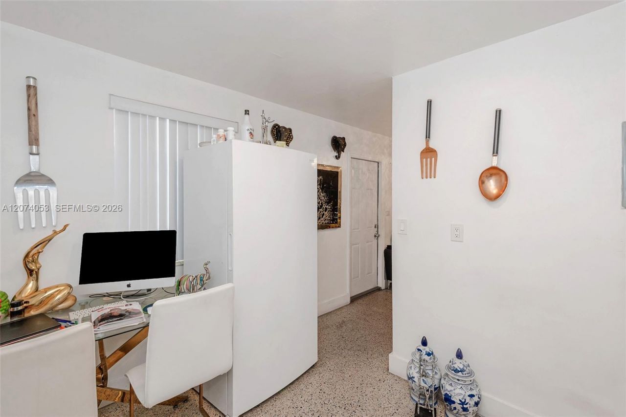 229-230 NW 48th Ct , Miami, FL 33126 Photo