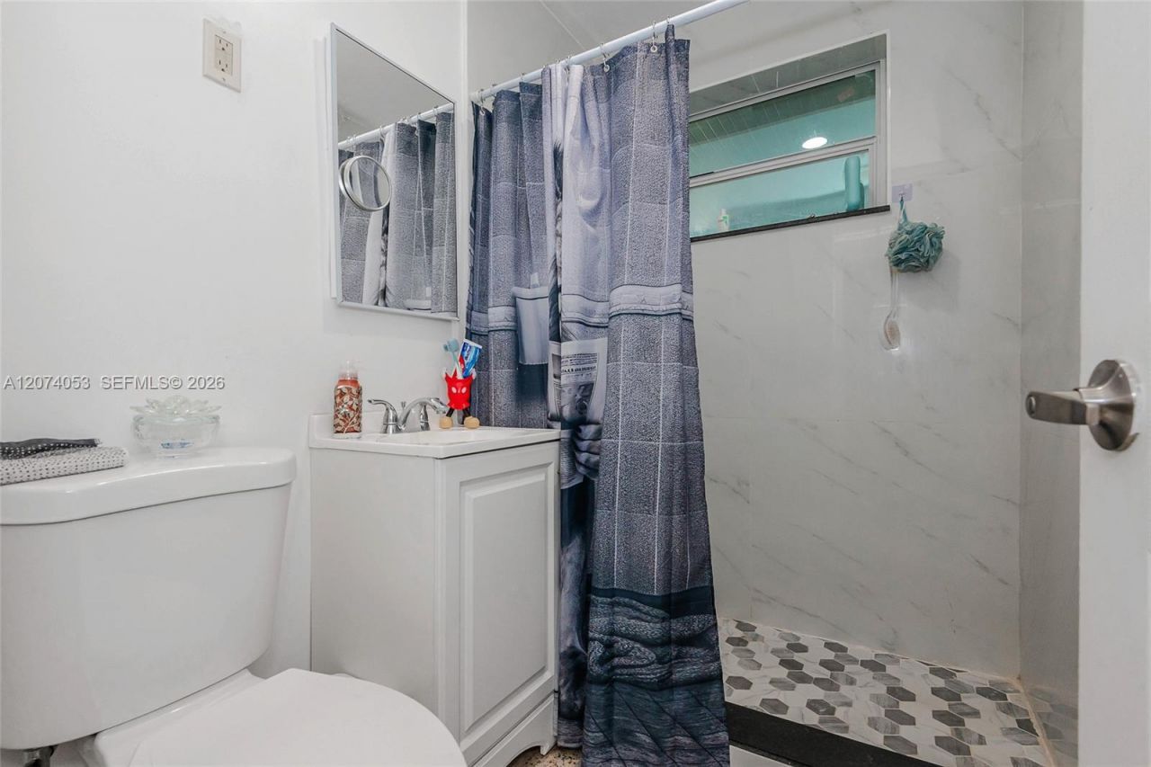 229-230 NW 48th Ct , Miami, FL 33126 Photo