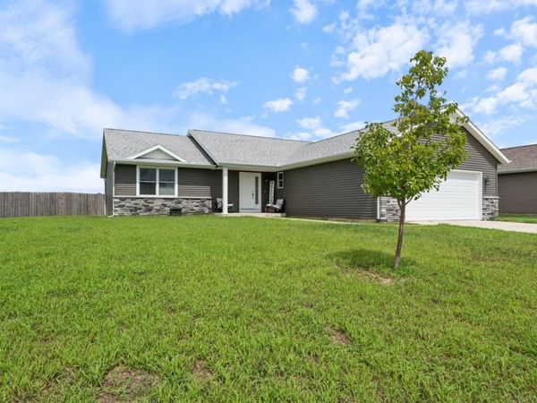 20605 Matthew Drive, Milford, IN 46542