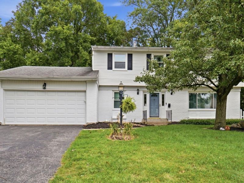 11962 Cedarcreek Drive, Springfield Township, OH 45240 Photo 2