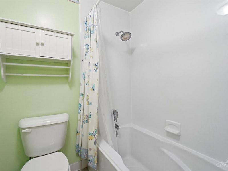 11962 Cedarcreek Drive, Springfield Township, OH 45240 Photo 35