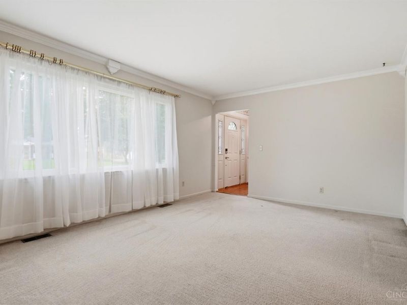 11962 Cedarcreek Drive, Springfield Township, OH 45240 Photo 7