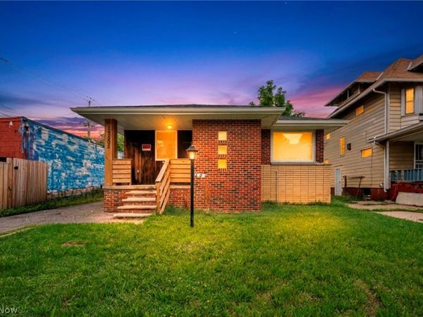 12505 Arlington Avenue , Cleveland, OH 44108