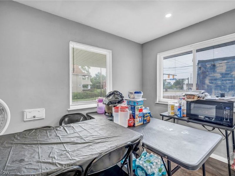 12505 Arlington Avenue, Cleveland, OH 44108 Photo 10