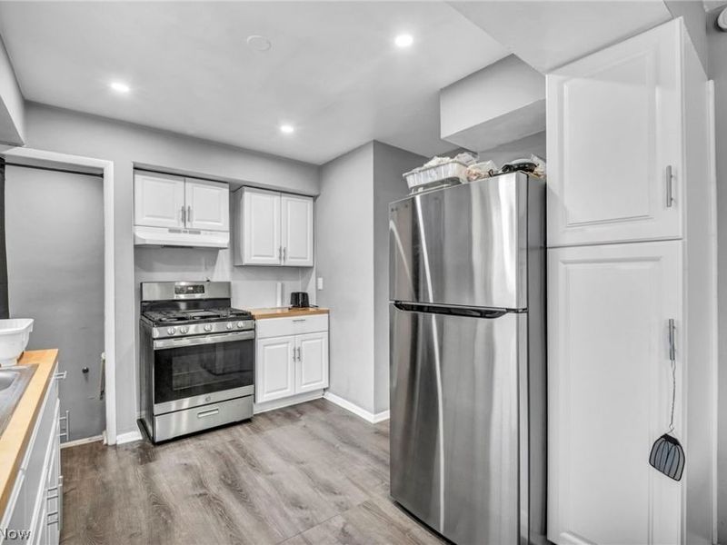 12505 Arlington Avenue, Cleveland, OH 44108 Photo 13