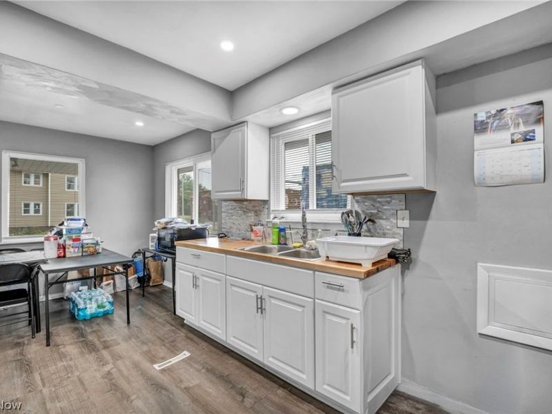12505 Arlington Avenue, Cleveland, OH 44108 Photo 14