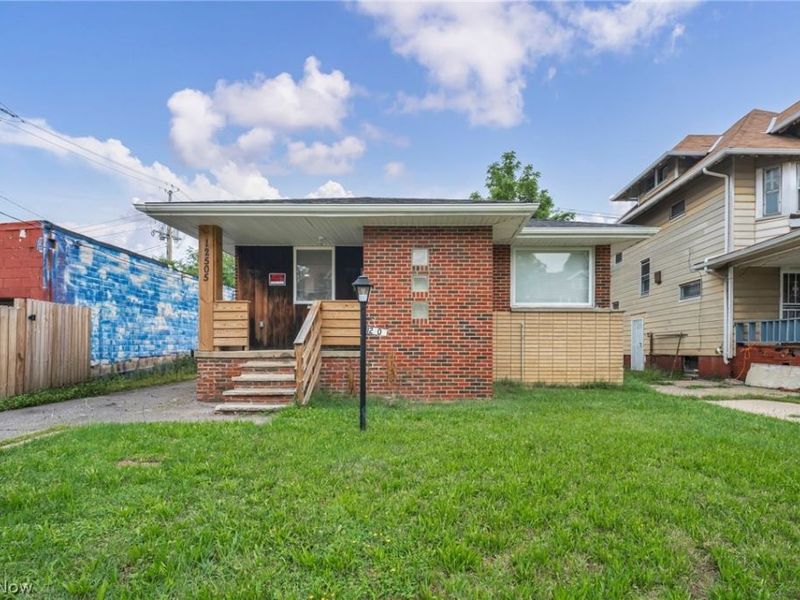 12505 Arlington Avenue, Cleveland, OH 44108 Photo 2
