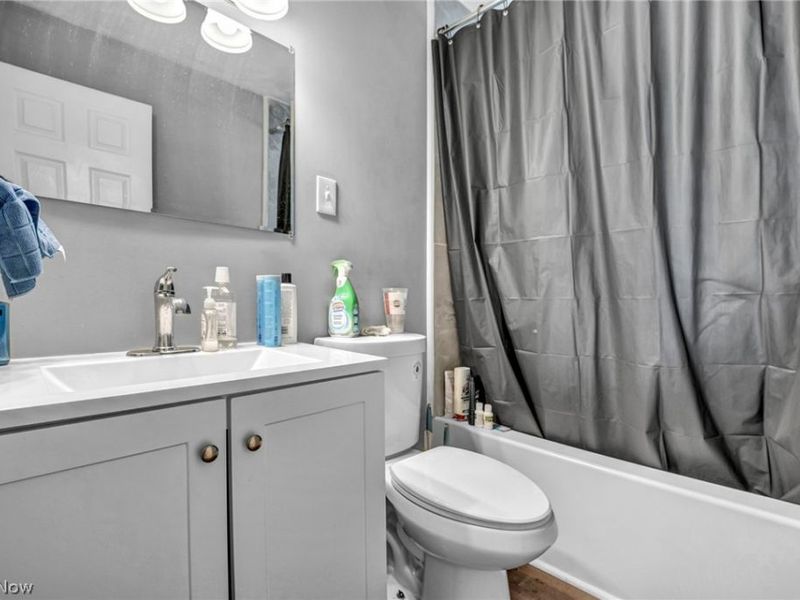12505 Arlington Avenue, Cleveland, OH 44108 Photo 21