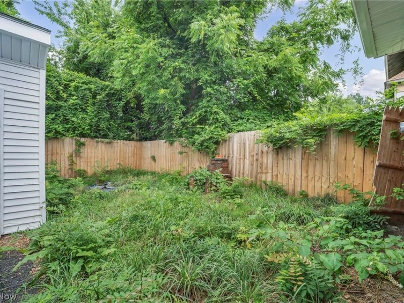 12505 Arlington Avenue, Cleveland, OH 44108 Photo 37
