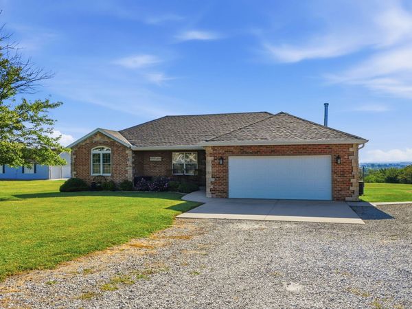 5108 S 163rd Road, Bolivar, MO 65613