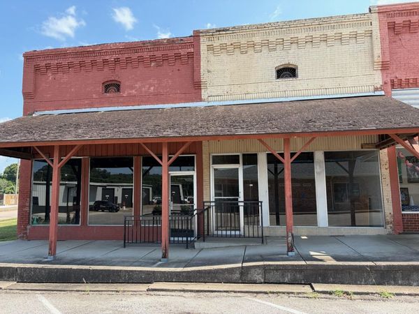 101 & 107 Chestnut Street , Thayer, MO 65791