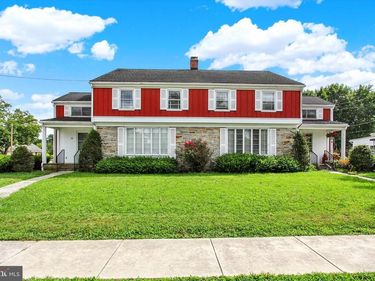 141 BARLOW STREET, GETTYSBURG, PA 17325