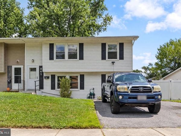 641 CHAPELVIEW DRIVE , ODENTON, MD 21113