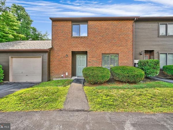 1702 VILLAGE ROAD, ORWIGSBURG, PA 17961