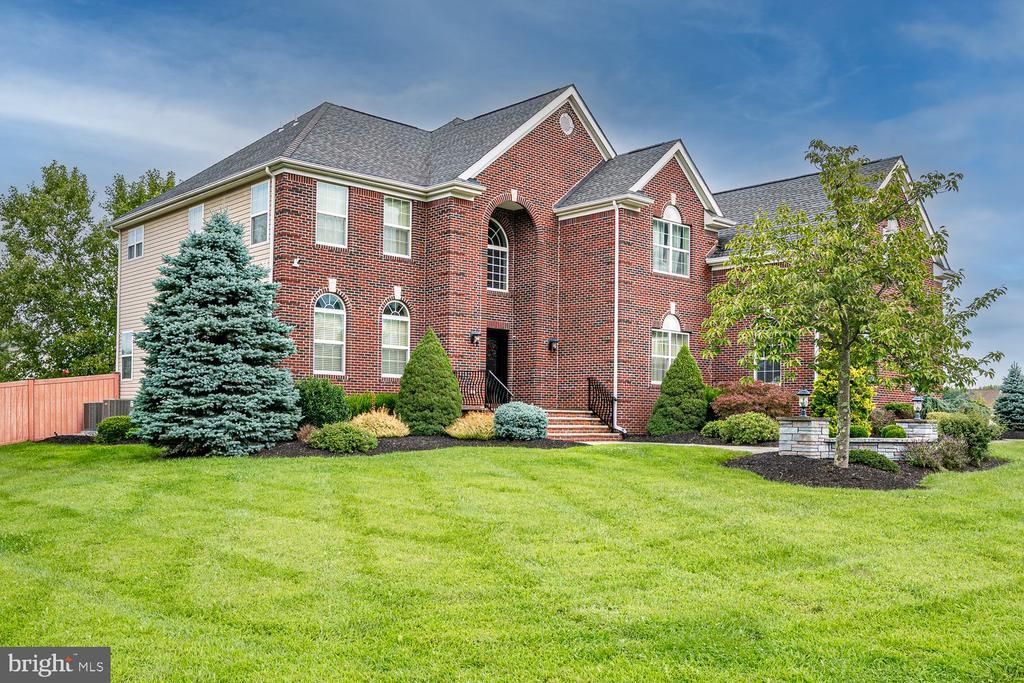 24 Opal Drive, Robbinsville, NJ 08691 Main Photo