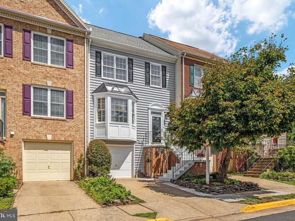 5521 SULLY LAKE DRIVE, CENTREVILLE, VA 20120