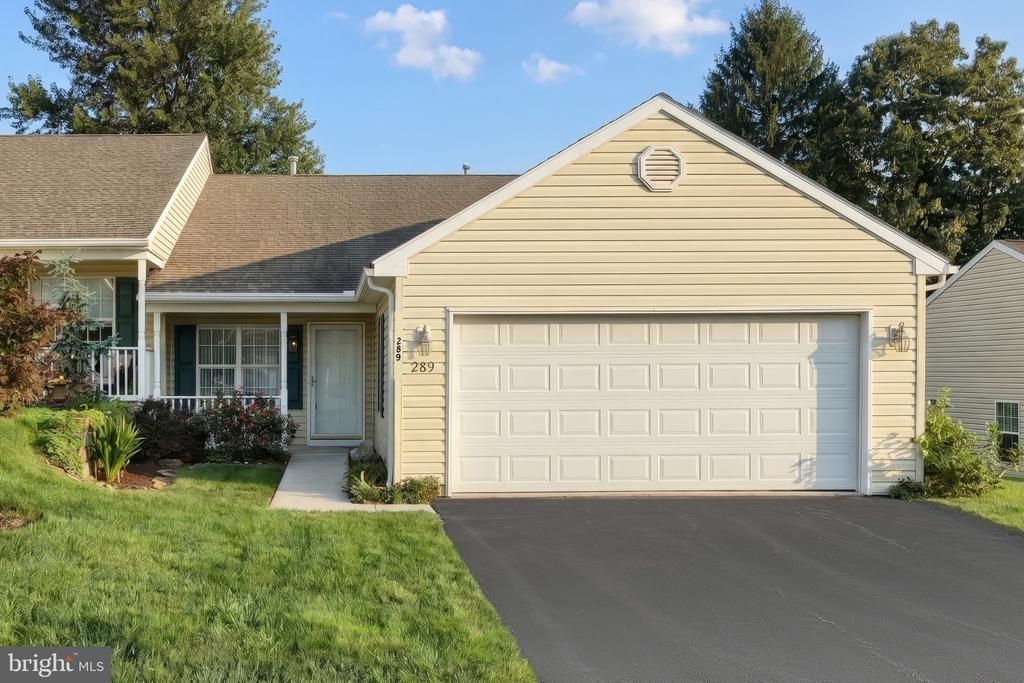 289 WINNERS CIRCLE DRIVE, RED LION, PA 17356