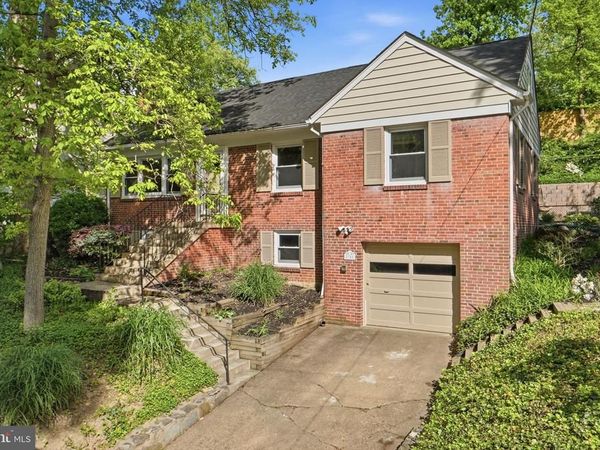 2351 N VERMONT STREET N, ARLINGTON, VA 22207