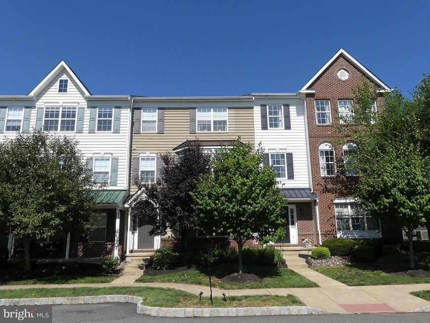 2034 Berkeley Drive, Unit M40, Pennsburg, PA 18073 Main Photo