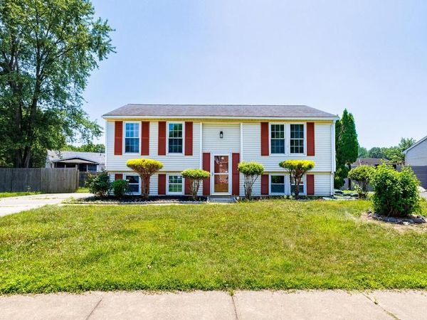 16 LEADER DRIVE, NEWARK, DE 19713