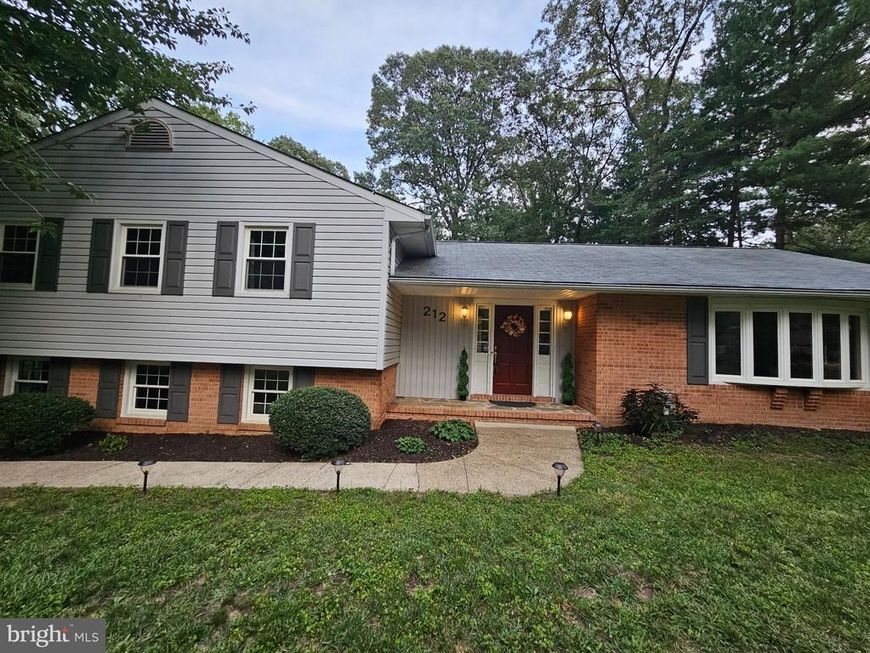 212 Oak Avenue, Severna Park, MD 21146 Main Photo