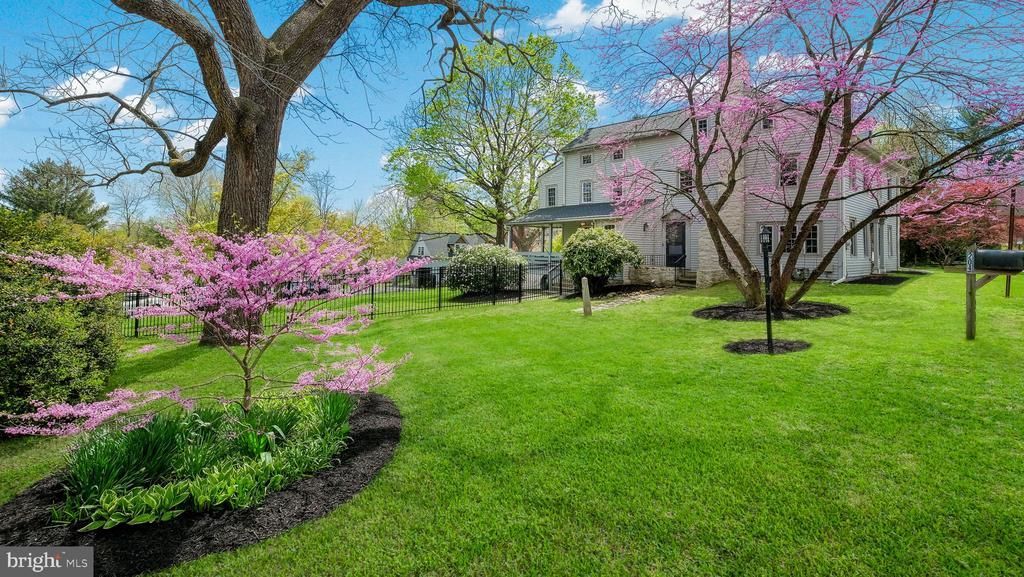 204 W BROOKHAVEN ROAD, WALLINGFORD, PA 19086