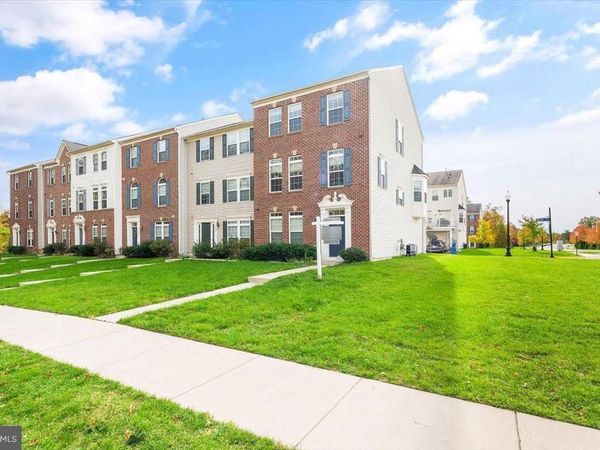 42948 MILTEC TERRACE, CHANTILLY, VA 20152