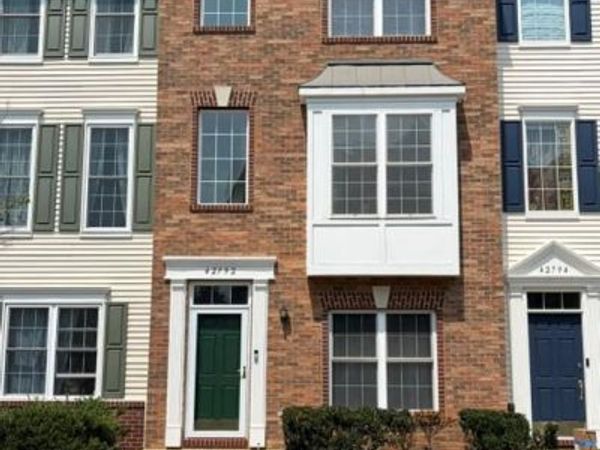 42792 SYKES TERRACE, CHANTILLY, VA 20152