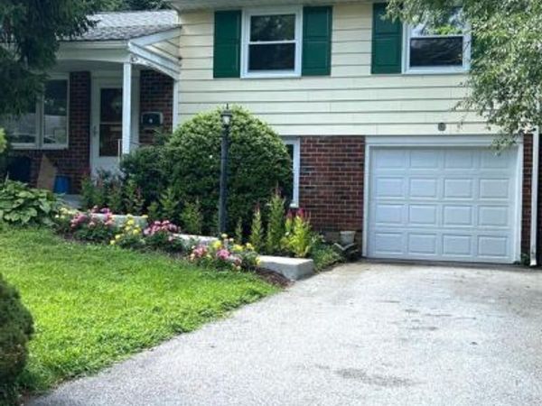 6 GLENWOOD CIRCLE, ALDAN, PA 19018